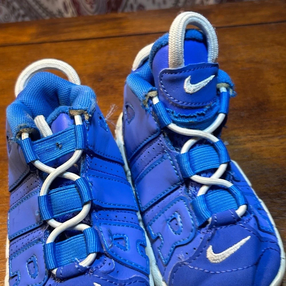 Nike Kids Royal Blue and White Sneakers